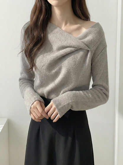 アシンメトリードレープニット